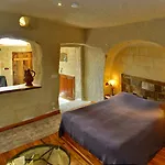Seki Cave Отель 3*