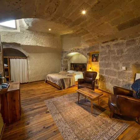 Hotel Seki Cave Hotel, Wake Up To Hot Air Balloons