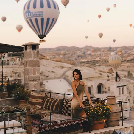 Seki Cave Hotel, Wake Up To Hot Air Balloons Hotel 3*