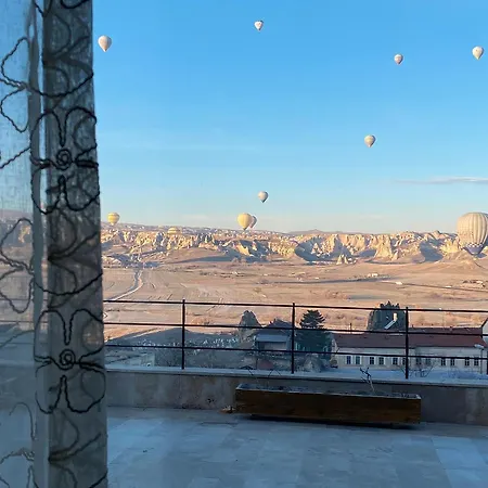 Seki Cave Hotel, Wake Up To Hot Air Balloons 호텔