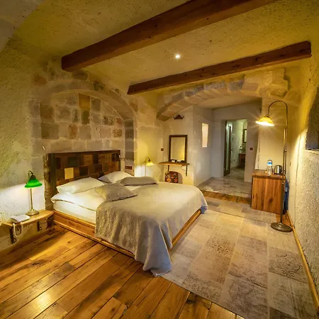 Hotel Seki Cave Hotel, Wake Up To Hot Air Balloons